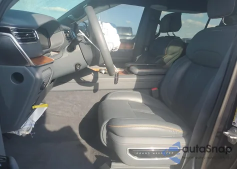 2023 Jeep Grand Wagoneer L Series Ii z USA, uszkodzony, nr VIN 1C4SJSFPXPS544512